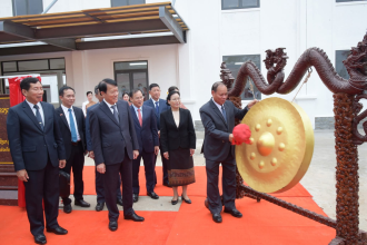 Vietnam Hands Over Drug Treatment and Rehabilitation Center to Laos